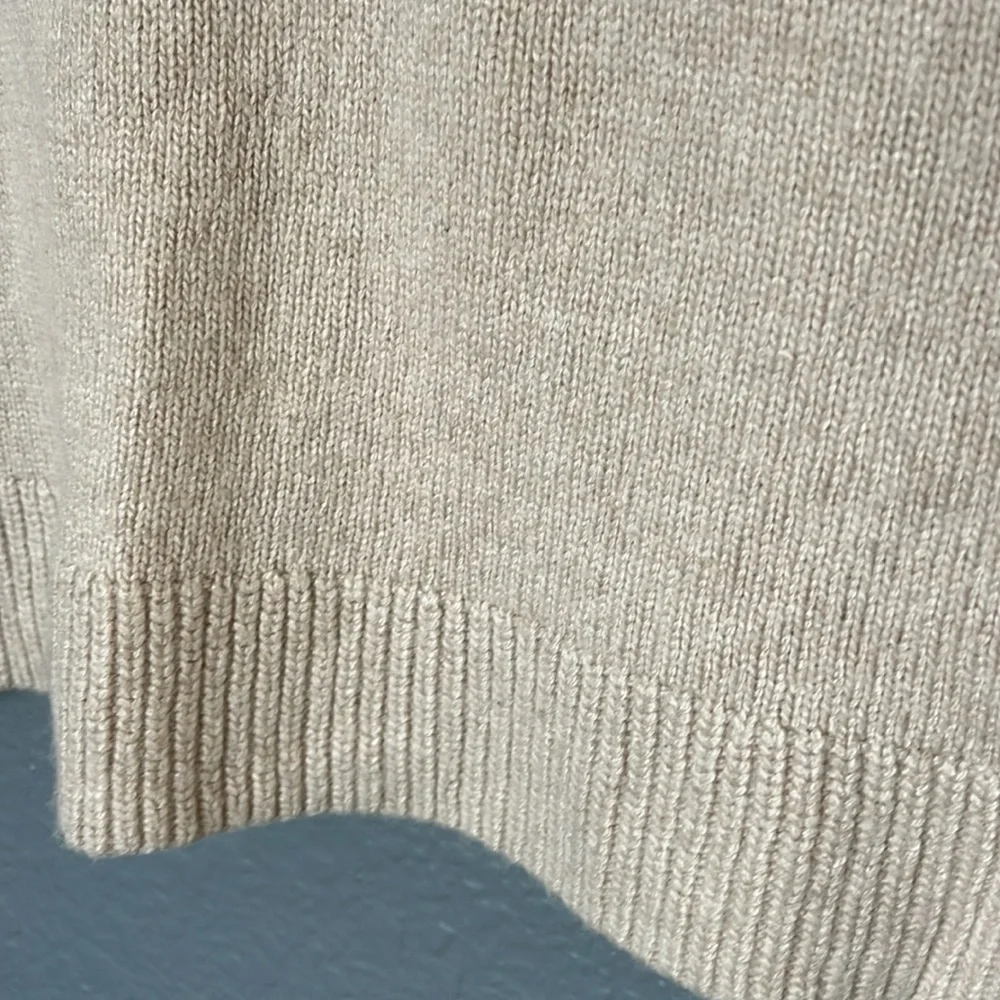 J. Crew// Wool Blend Sweater• size medium•